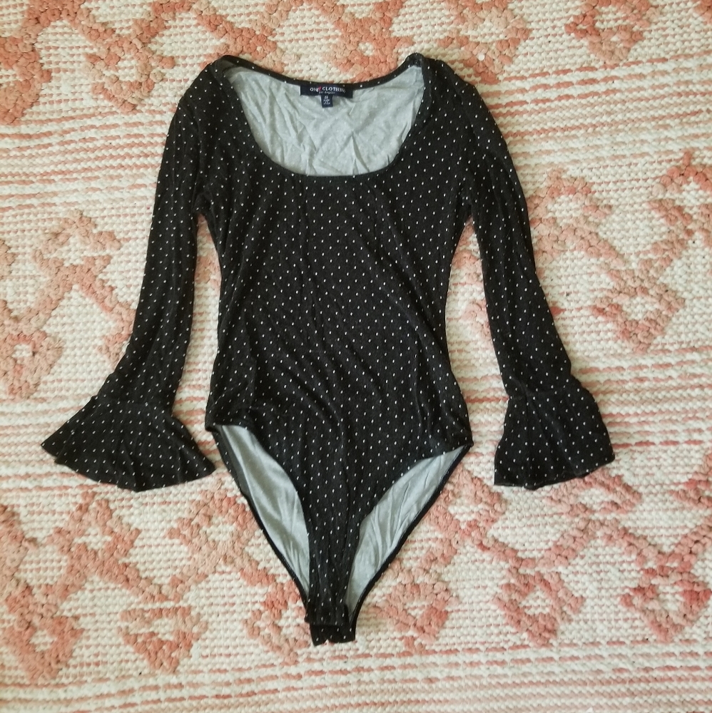 ❤ Polka dotted onesie